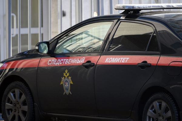 Полицейского из Воронежа с 22 квартирами уволили со службы за взятку 