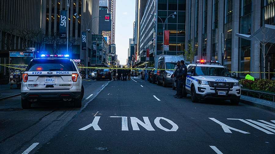 Женщина скончалась после наезда на пешеходов в Нью-Йорке<br />
